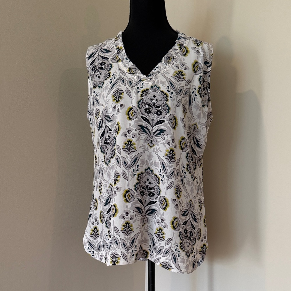 Ann Taylor Factory White Floral Print V-Neck Camisole with Gray & Yellow Accents